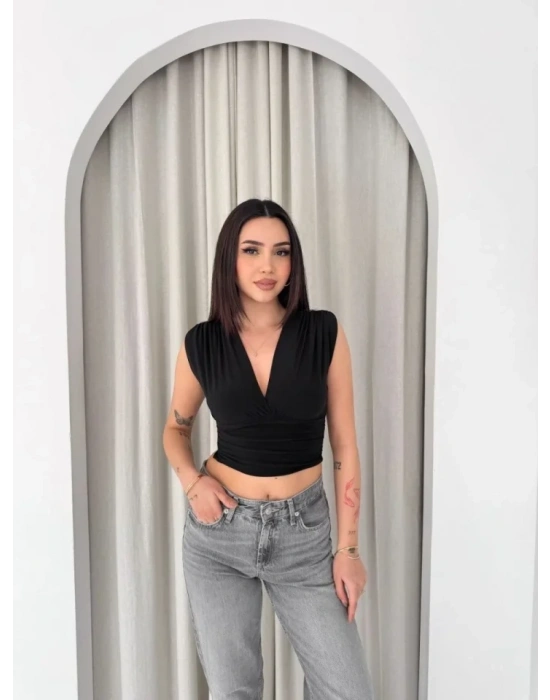 Vatkalı Kolsuz V Yaka Drapeli Crop Bluz Likralı Fit - Siyah