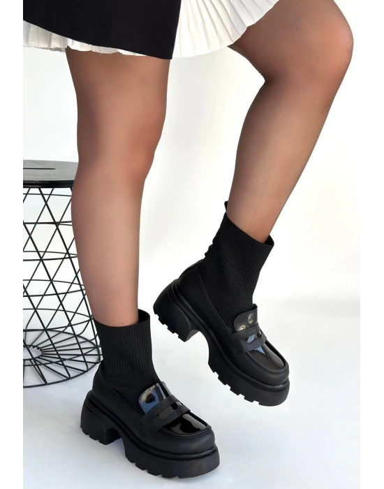 Wanye Siyah Cilt Cilt Streçli Bot