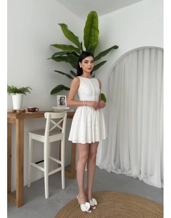 Yema Düğme Detaylı Elbise