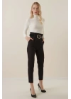 6556 Kemerli Kumaş Pantolon - Siyah
