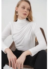 925 Büzgü Detaylı Sandy Bluz - Beyaz