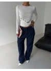 Asimetrik alt detaylı bluz beyaz