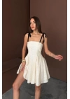 Bej Omzu Bağcıklı Elbise
