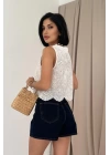 Beyaz Sıfır Kol Brode Bluz
