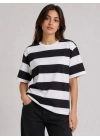 Çizgili Oversize Tişört Bisiklet Yaka Kısa Kol Yazlık T-Shirt - Siyah