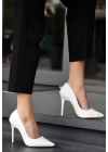 Hillar Beyaz Cilt Stiletto Ayakkabı