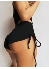 Kadın Ip Askılı Crop Bluz Ve Yanlardan Büzgülü Ikili Kaşkorse Short Takım