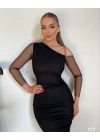 Kadın Kolları Tül Detay Omuz Dekolteli Diz üstü Kalem Elbise