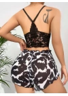 Kadın Siyah Leopar desenli Dantel detaylı Şortlu Gecelik Pijama Takımı 5055