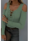 Kadın Omuzlardan Açık Uzun Kollu Bağcıklı Kaşkorse Bluz