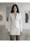 Kadın Tek Düğme Detaylı Ceket Mini Etek Ikili Takım