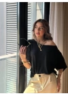 Kadın Tek Omuzu Açık Kısa Kollu Salaş Viskon Bluz