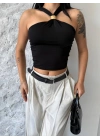 Kadın Toka Detay Halter Yaka Sandy Bluz