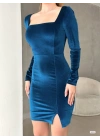 Kadın Uzun Kollu Kare Yaka Yırtmaç Detay Kadife Kumaş Mini Elbise