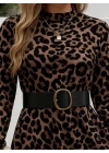 Kadın Uzun Kollu Yarı Balıkçı Yaka Leopar Desenli Kadife Elbise