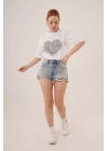 Kalp Baskılı Crop Beyaz Tişört