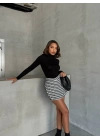 Kapaklı kaşe şort etek siyah beyaz kazayağı h261218