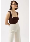 Kare Yaka Kalın Askılı Bodysuit