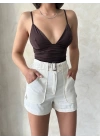 Kemer detaylı gabardin şort krem s25289