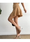 Kemerden büzgülü etek camel