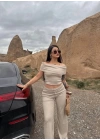 Madonna yaka bol paça pantolonlu takım