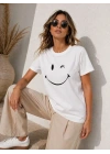 Minimal Gülümseyen Yüz Baskılı Tişört Kısa Kol Yazlık T-Shirt - Beyaz