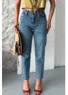 Mom fit kar yıkama bıyık detaylı jeans pantolon d2006