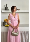 MÜSLİN ELBİSE OMUZ BÜZGÜ DETAYLI V YAKA KOLSUZ ELBİSE - Pembe