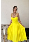 Sarı Göğüs Kuplu Uzun Büzgülü Elbise