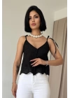 Siyah Bağcıklı Brode Bluz