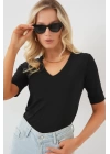 V Yaka Kısa Kol Basic Bluz 955 - Siyah