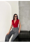 Vatkalı Kolsuz V Yaka Drapeli Crop Bluz Likralı Fit - Kırmızı