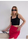 Yırtmaçlı esnek kumaş midi boy etek koyu kırmızı