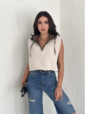 Astarlı kapşonlu kuzu yelek beyaz t1243