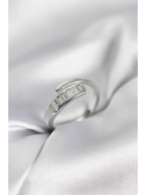 Baget Zirkon Taşlı Gümüş Renk Kadın Yüzük