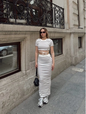 Çizgili etekli takım beyaz s3609