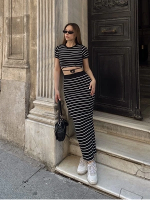 Çizgili etekli takım siyah s3609