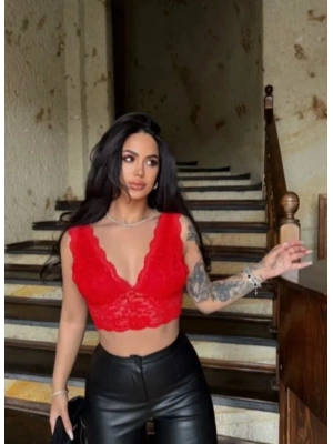 Dantel Bralet Crop Sütyen V Yaka Askılı Şık Esnek Rahat - Kırmızı
