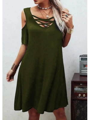 Dekolteli Bağcık Detay Viskon Kumaş Elbise