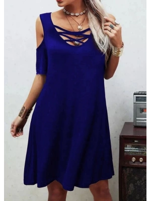 Dekolteli Bağcık Detay Viskon Kumaş Elbise