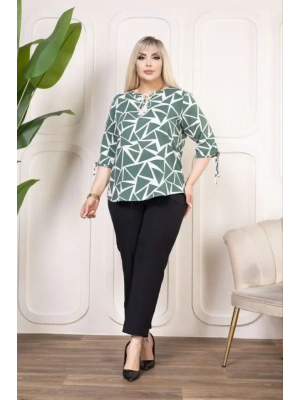 Desenli Püsküllü Viskon Bluz Bebe Yaka Kısa Kollu Big Size Rahat Kesim - Desenli