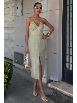 Göğsü Aksesuarlı Önü Yırtmaçlı Elbise 2899