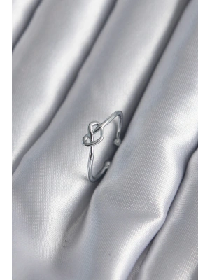 Gümüş Renk Düğüm Kalp Model Kadın Yüzük