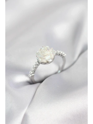 Gümüş Renk Gül Model İncili Kadın Yüzük