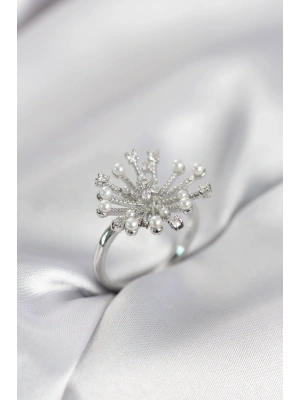 Gümüş Renk Karahindiba Model Zirkon Taşlı Kadın Yüzük