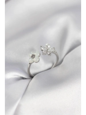 Gümüş Renk Sedefli Çiçek Model Kadın Yüzük