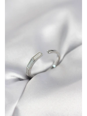 Gümüş Renk Sedefli Çubuk Model Kadın Yüzük