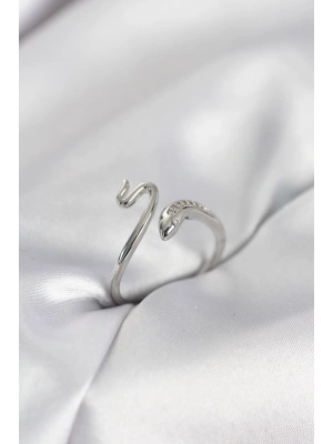 Gümüş Renk Yılan Model Zirkon Taşlı Kadın Yüzük