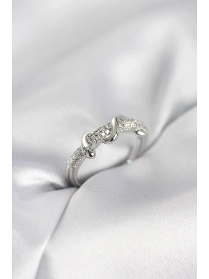 Gümüş Renk Zirkon Taşlı Sarmal Yılan Model Kadın Yüzük