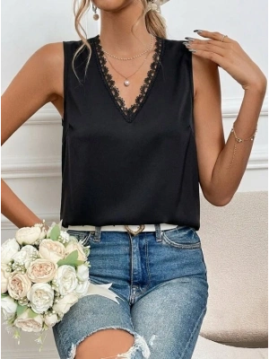 Kadı Askılı V Dantel Yakalı Sırttan Bağcıklı Sandy Bluz